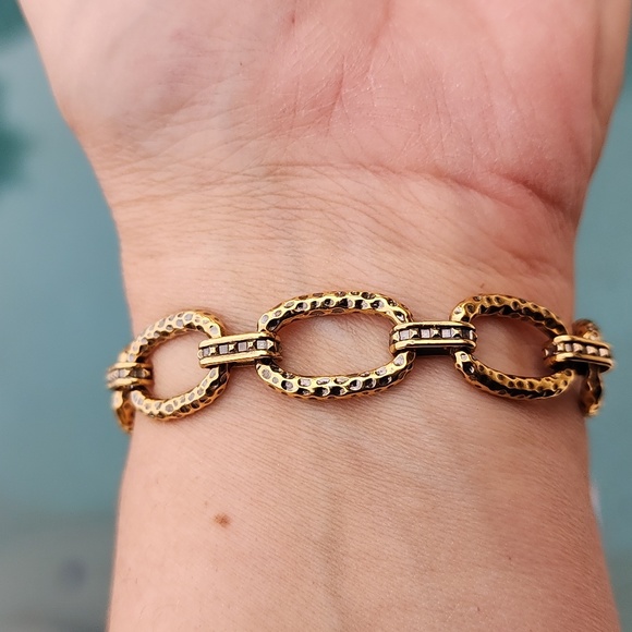 KENDRA SCOTT 23k Gold Plated Brass Chain Link Bracelet Vintage Hammered Charm - Picture 11 of 12